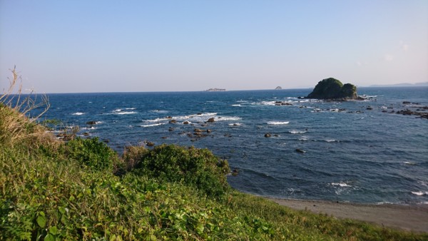 野母崎から見える軍艦島